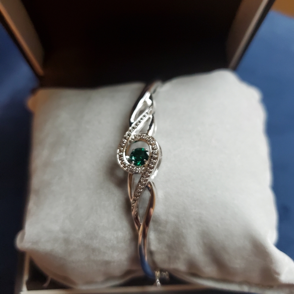 bracelet - Picture 2 of 2